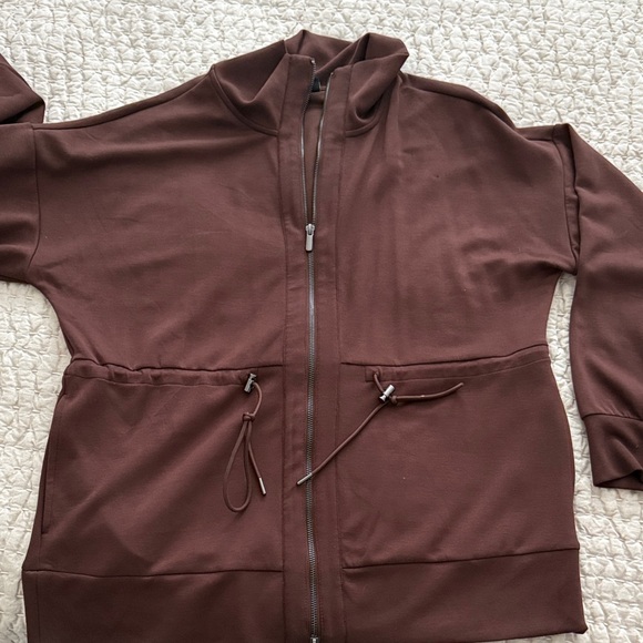 Two Piece Set - Picture 4 of 5